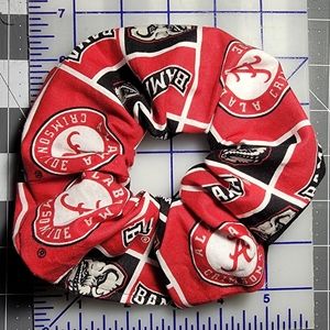 Hanfmade Alabama Hair Scrunchie